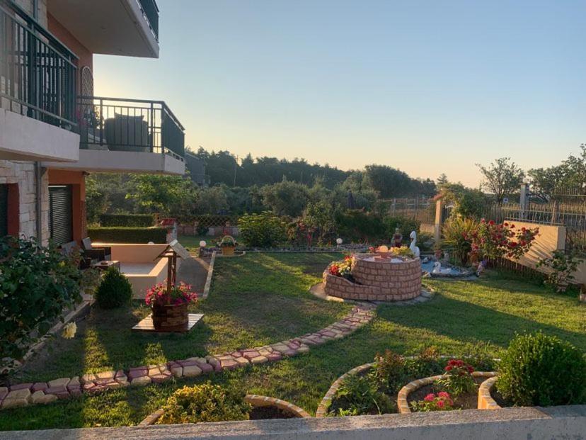 Dora'S Garden Villa Alexandroupoli Exterior foto